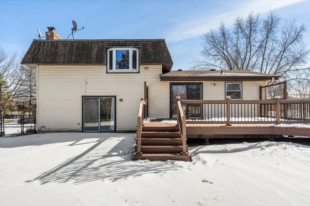 4927 Upper 148th Court, Apple Valley, MN 55124