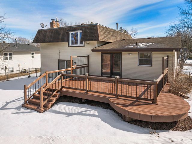 4927 Upper 148th Court, Apple Valley, MN 55124