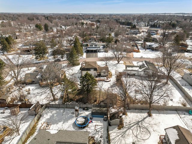 4927 Upper 148th Court, Apple Valley, MN 55124