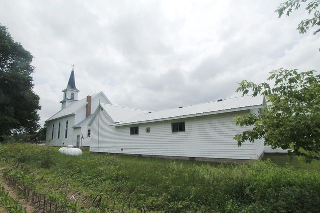 W4704 10th Road, Westfield, WI 53964