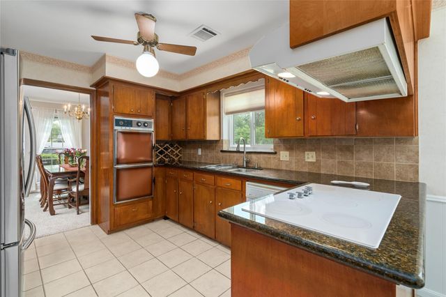 531 Briar Path Drive, Houston, TX 77079