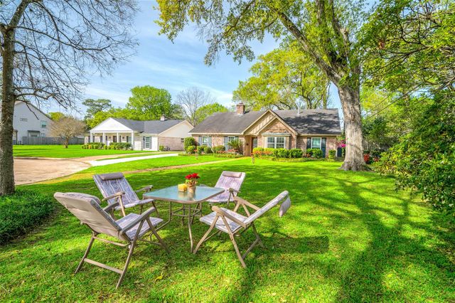 531 Briar Path Drive, Houston, TX 77079