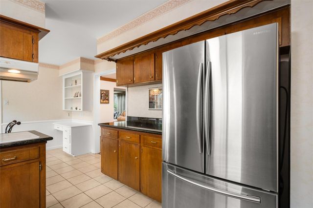 531 Briar Path Drive, Houston, TX 77079