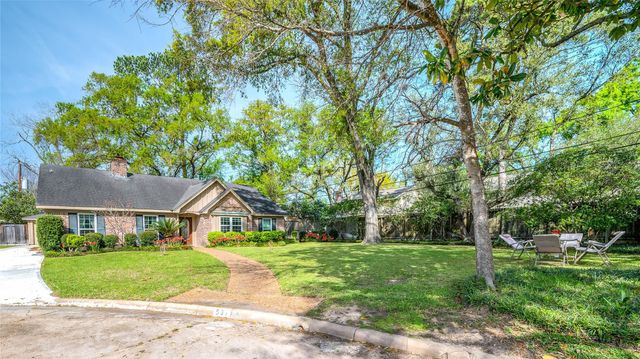 531 Briar Path Drive, Houston, TX 77079