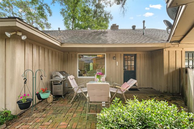 531 Briar Path Drive, Houston, TX 77079