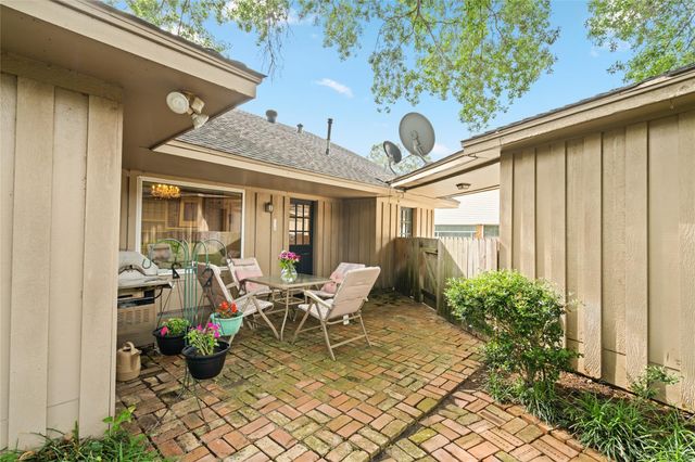 531 Briar Path Drive, Houston, TX 77079