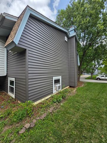 427 DEVON Lane, Bolingbrook, IL 60440