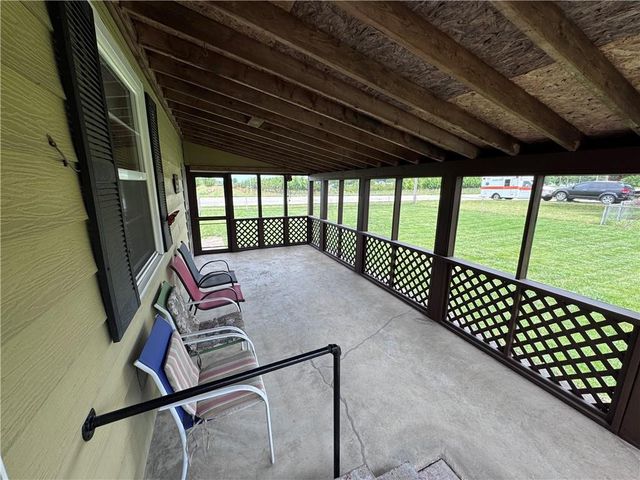 1313 N Cedar Crest Drive, Independence, MO 64056