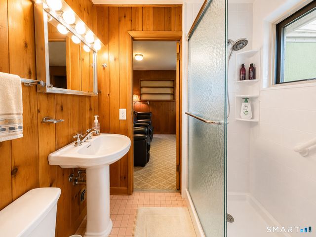 14 Indian Trail, Brookfield, CT 06804