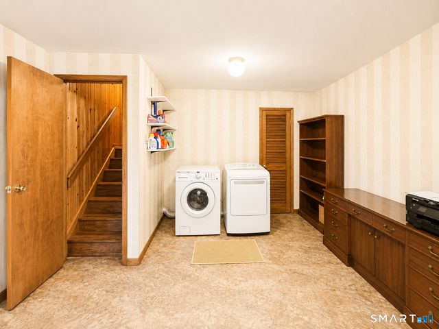 14 Indian Trail, Brookfield, CT 06804