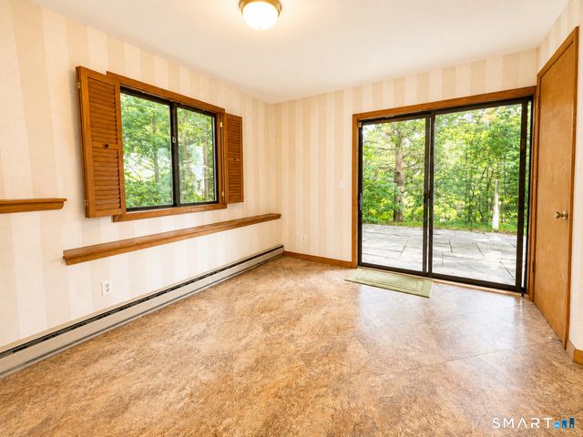 14 Indian Trail, Brookfield, CT 06804