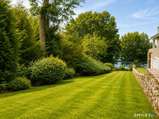14 Indian Trail, Brookfield, CT 06804