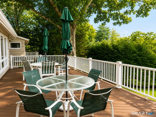 14 Indian Trail, Brookfield, CT 06804