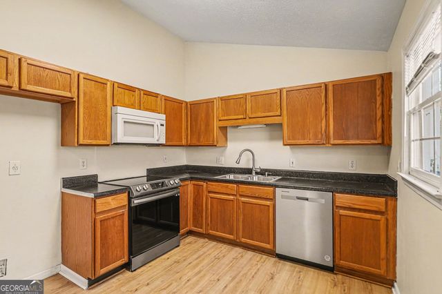 105 Gales Way, Newnan, GA 30263