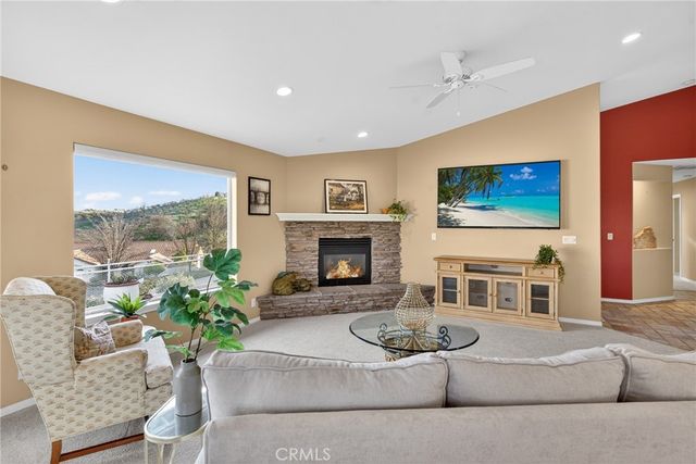193 Blossom Court, Paso Robles, CA 93446