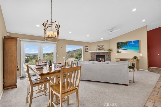 193 Blossom Court, Paso Robles, CA 93446