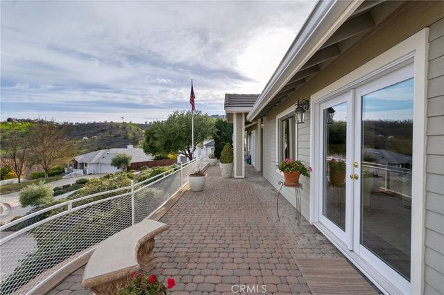 193 Blossom Court, Paso Robles, CA 93446