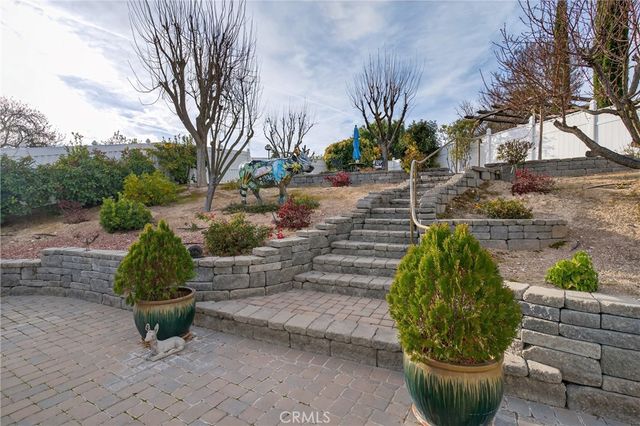 193 Blossom Court, Paso Robles, CA 93446