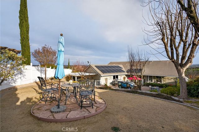 193 Blossom Court, Paso Robles, CA 93446