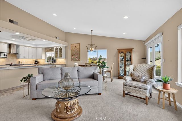 193 Blossom Court, Paso Robles, CA 93446