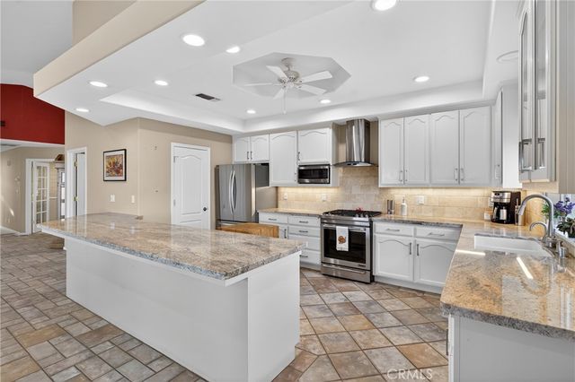 193 Blossom Court, Paso Robles, CA 93446