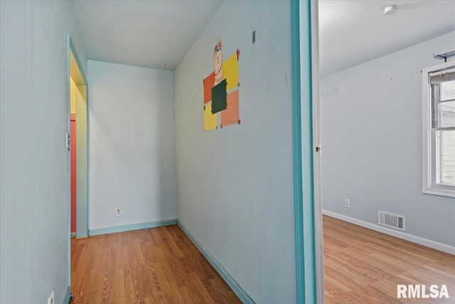 1905 N 21ST Street, Springfield, IL 62702