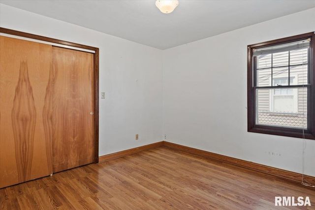 1905 N 21ST Street, Springfield, IL 62702