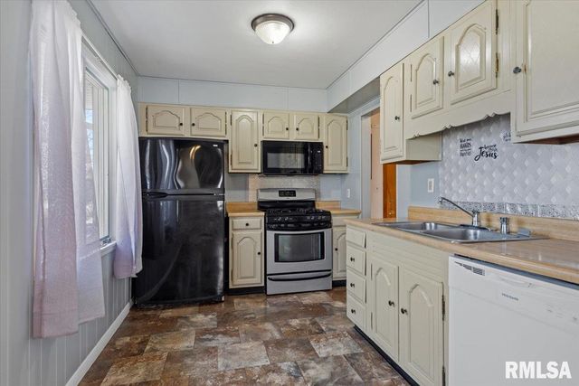 1905 N 21ST Street, Springfield, IL 62702