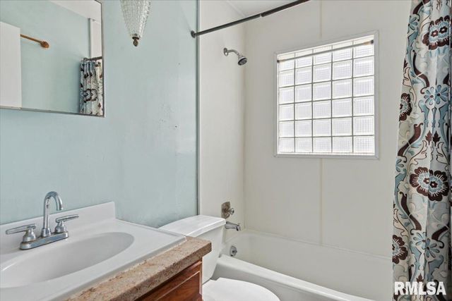 1905 N 21ST Street, Springfield, IL 62702