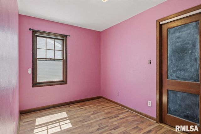 1905 N 21ST Street, Springfield, IL 62702