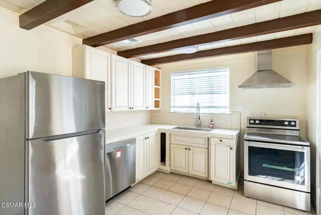 12015 Riverside Drive, Valley Village, CA 91607