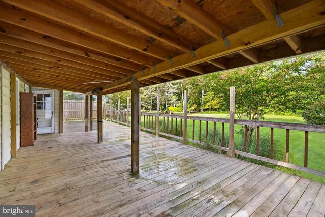 26 LUKE DR, Pasadena, MD 21122