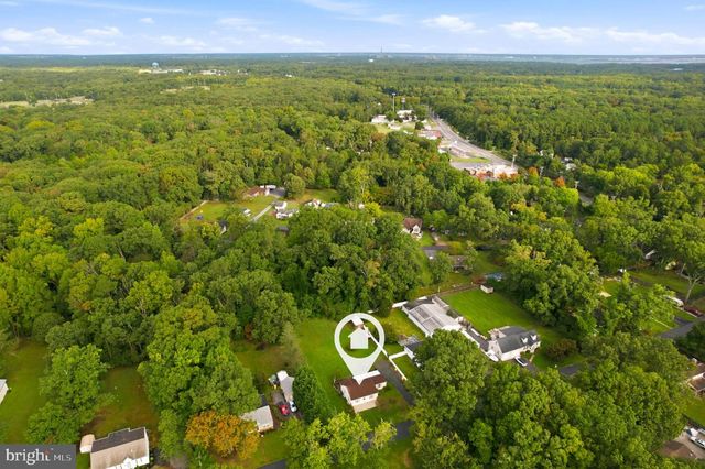 26 LUKE DR, Pasadena, MD 21122