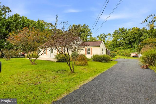 26 LUKE DR, Pasadena, MD 21122
