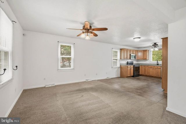 26 LUKE DR, Pasadena, MD 21122