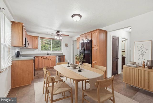 26 LUKE DR, Pasadena, MD 21122
