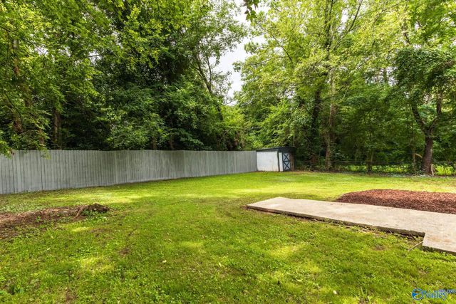 353 College Park Court NW, Huntsville, AL 35805