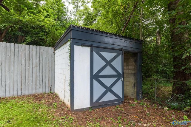 353 College Park Court NW, Huntsville, AL 35805