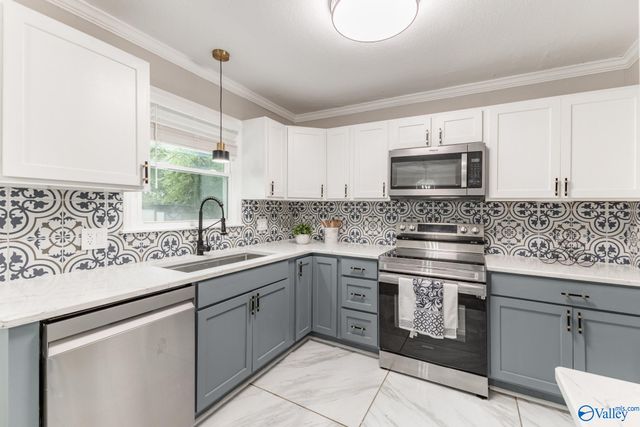 353 College Park Court NW, Huntsville, AL 35805