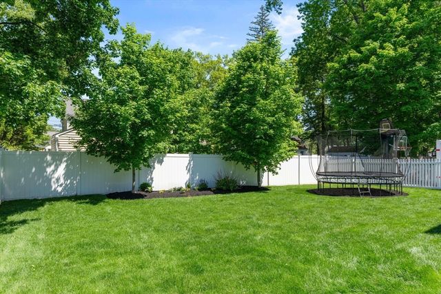 3 Beverly Rd, Natick, MA 01760