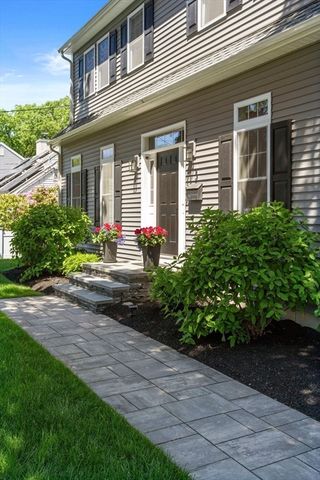 3 Beverly Rd, Natick, MA 01760