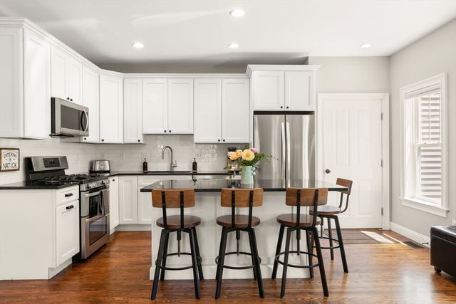 3 Beverly Rd, Natick, MA 01760