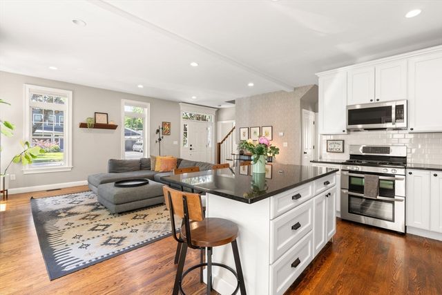 3 Beverly Rd, Natick, MA 01760