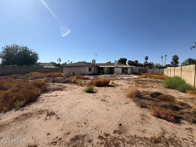 4325 E SHANGRI LA Road, Phoenix, AZ 85028