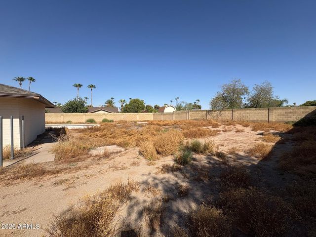4325 E SHANGRI LA Road, Phoenix, AZ 85028