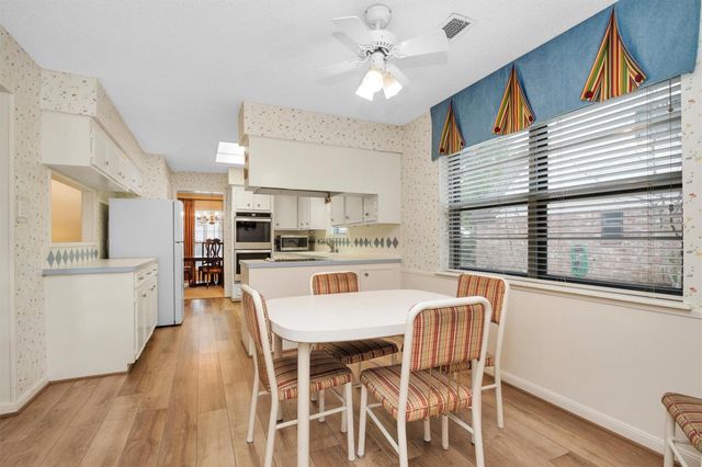 5914 Pine Arbor Drive, Houston, TX 77066