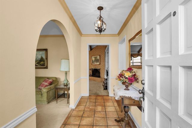 5914 Pine Arbor Drive, Houston, TX 77066