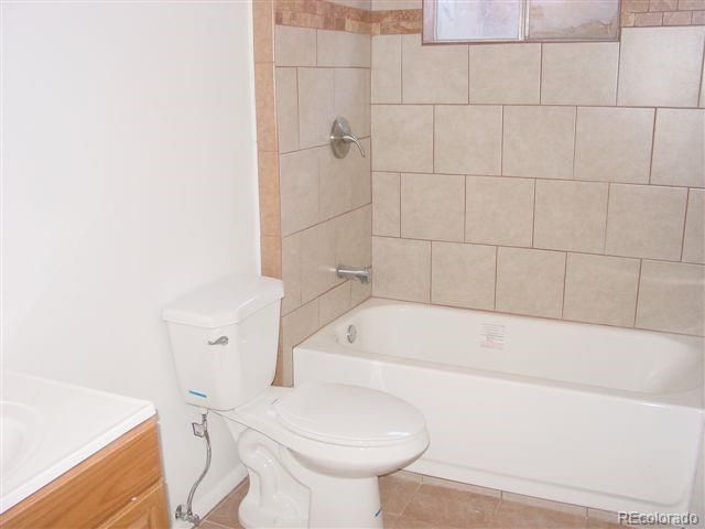 3807 S Fraser Street, Aurora, CO 80014