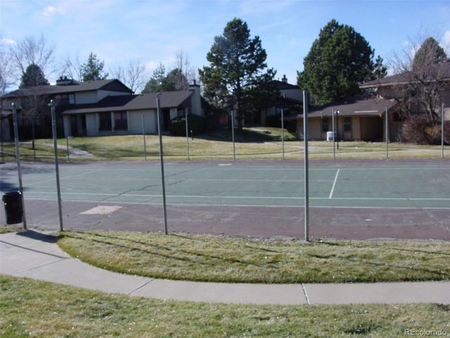 3807 S Fraser Street, Aurora, CO 80014