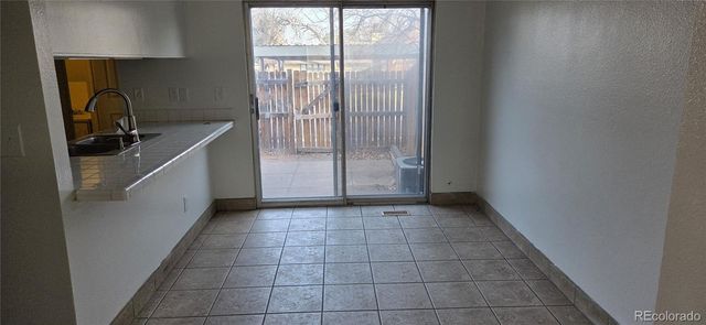 3807 S Fraser Street, Aurora, CO 80014